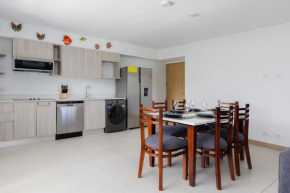 Casago 0606, Modern Nature-Inspired Condo with Mountain Views